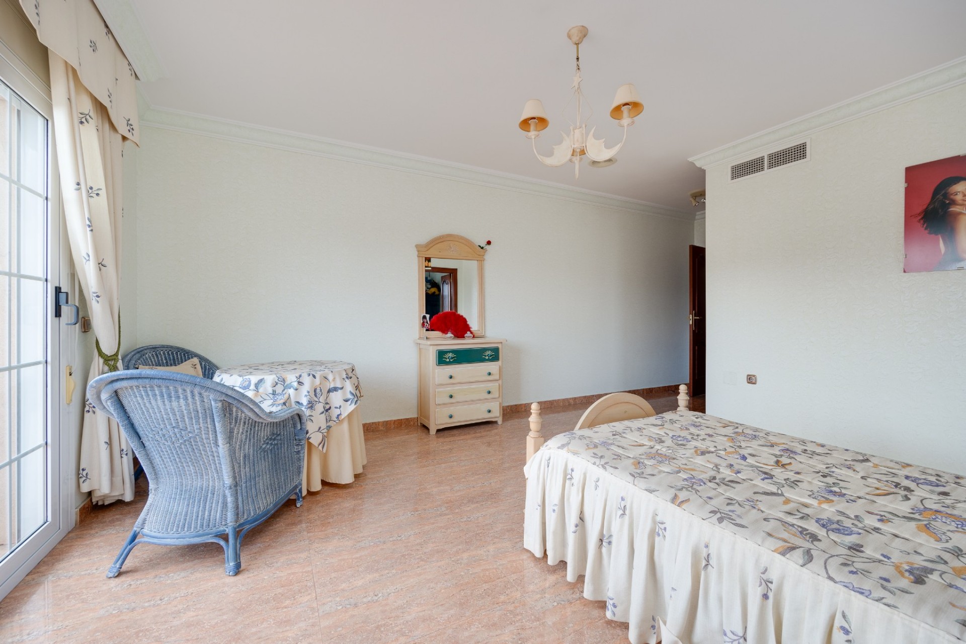 Wiederverkauf - Villa -
Orihuela Costa - Orihuela