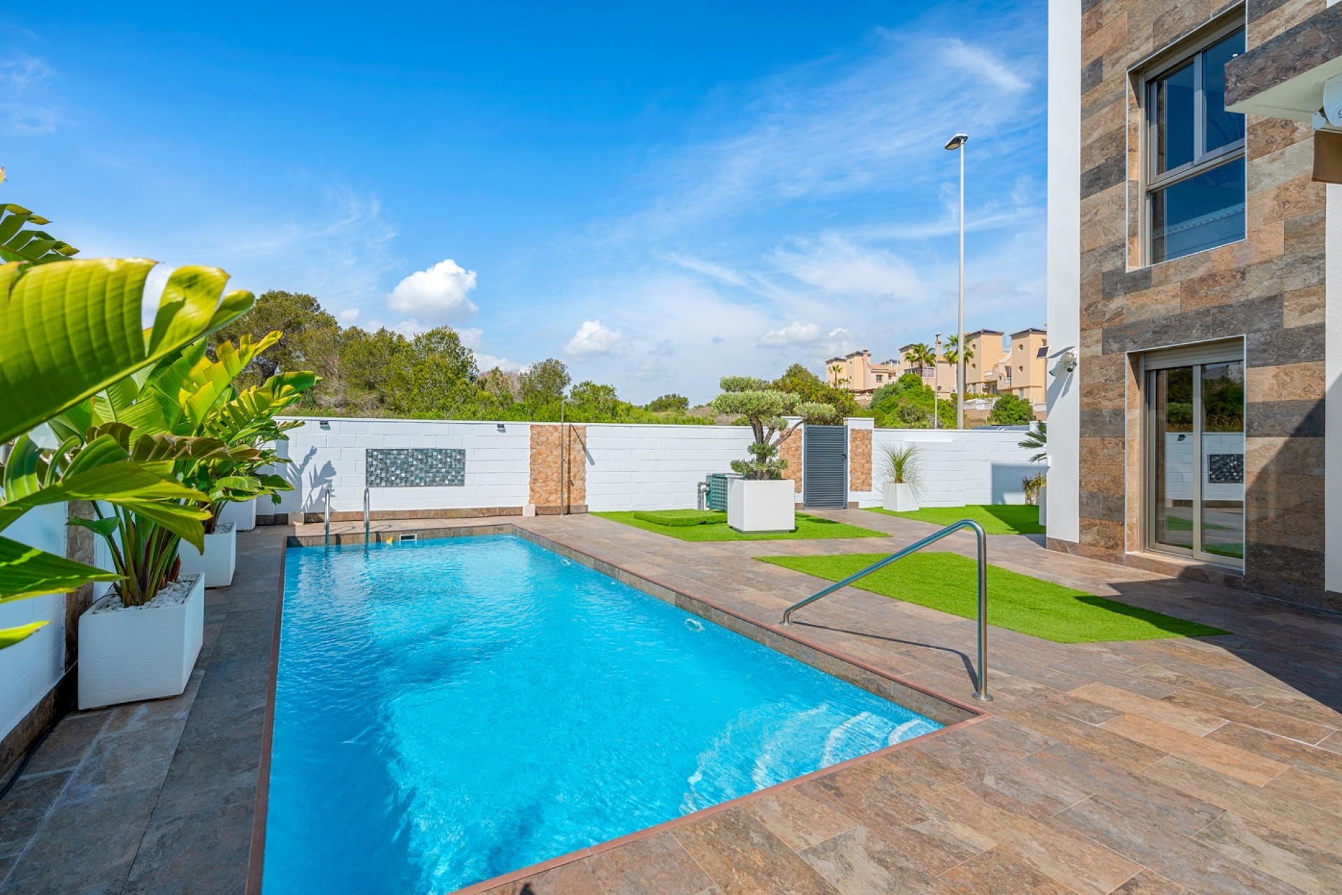 Wiederverkauf - Villa -
Orihuela Costa* - Pau 8*