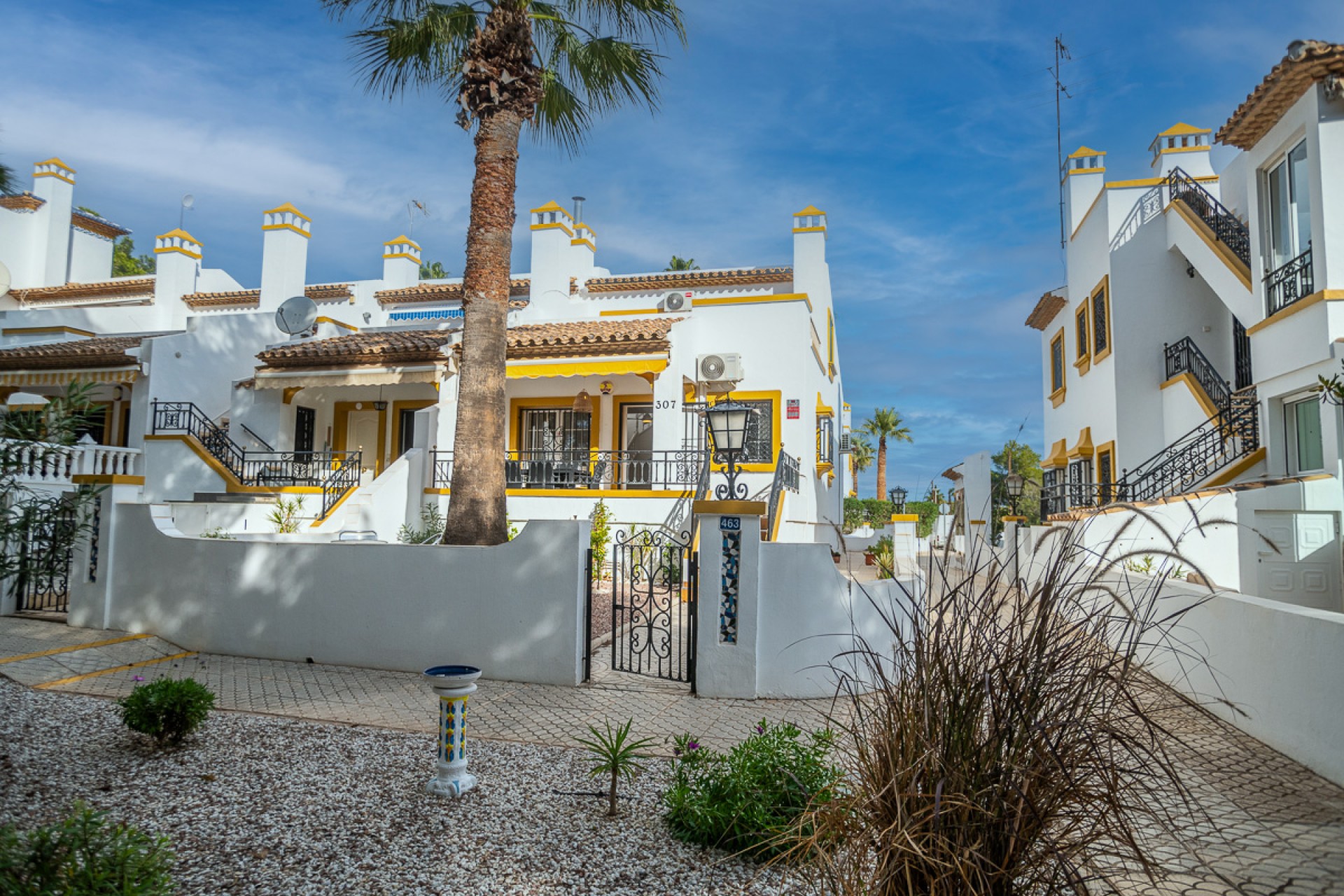 Wiederverkauf - Villa -
Orihuela Costa - Villamartín