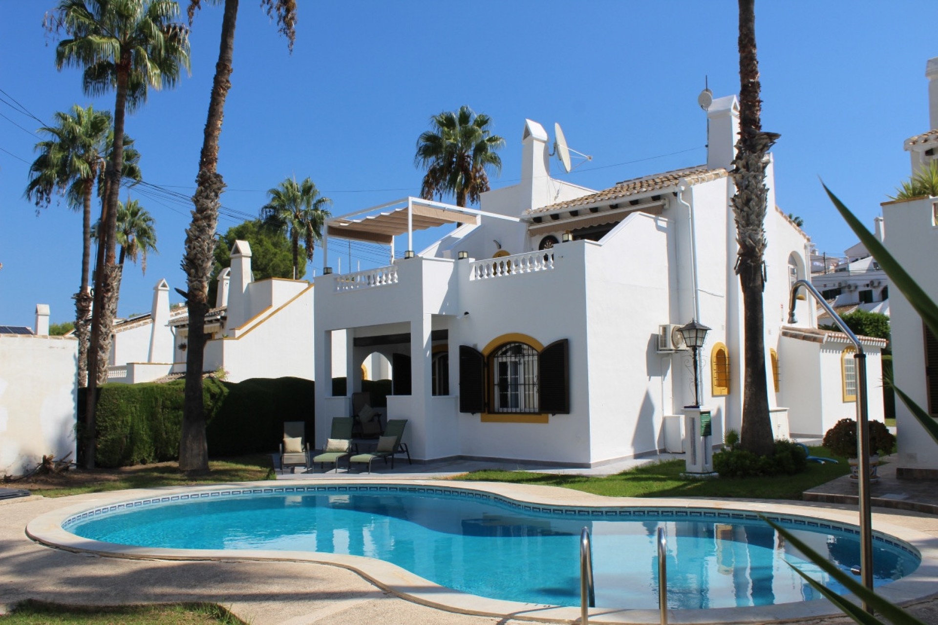 Wiederverkauf - Villa -
Orihuela Costa - Villamartín