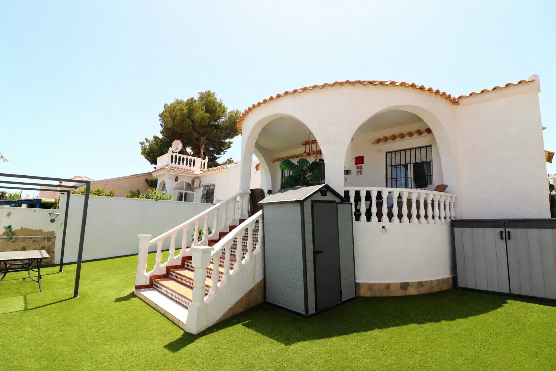 Wiederverkauf - Villa -
Orihuela Costa - Villamartín