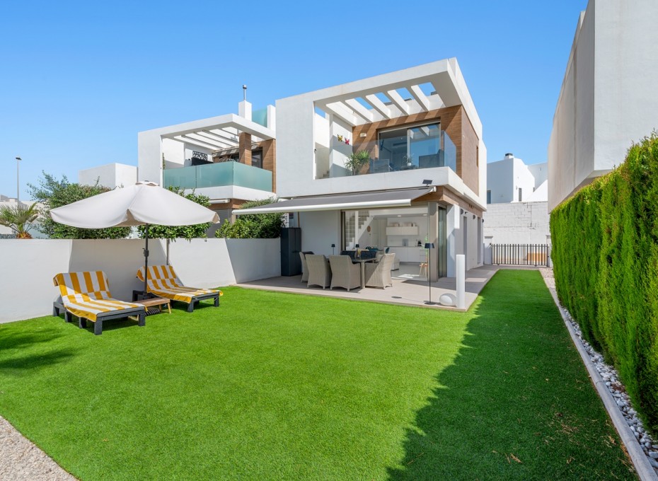 Wiederverkauf - Villa -
Orihuela Costa - Villamartín