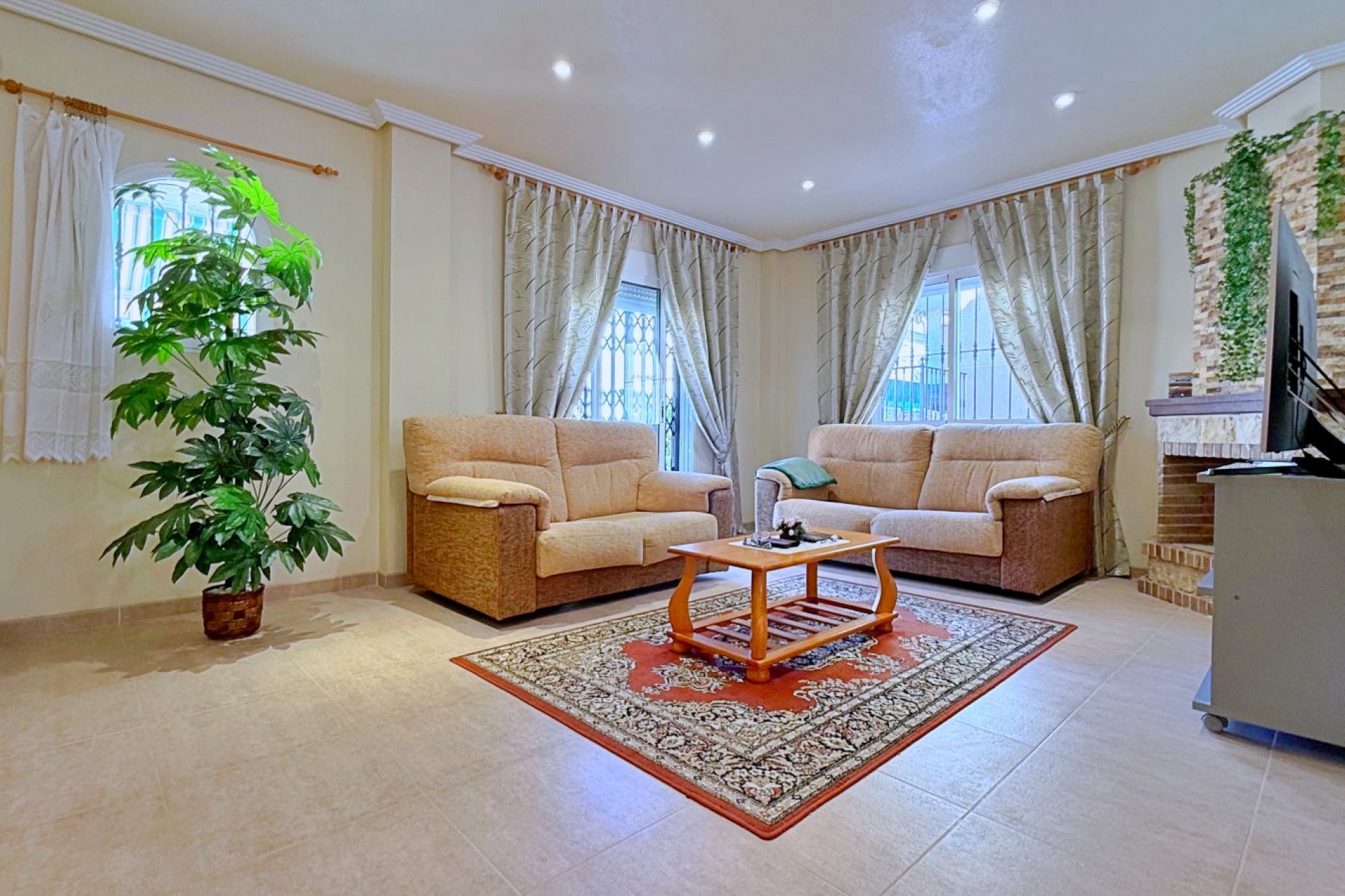 Wiederverkauf - Villa -
Orihuela - Orihuela Costa