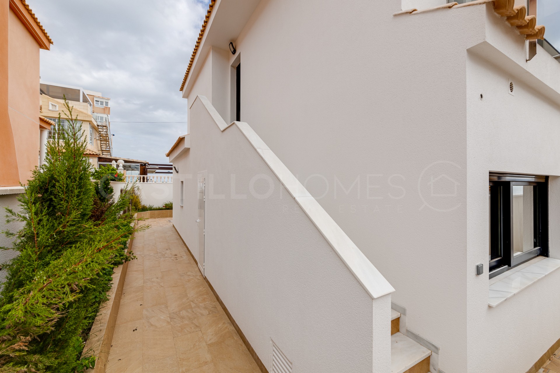 Wiederverkauf - Villa -
Torre del moro