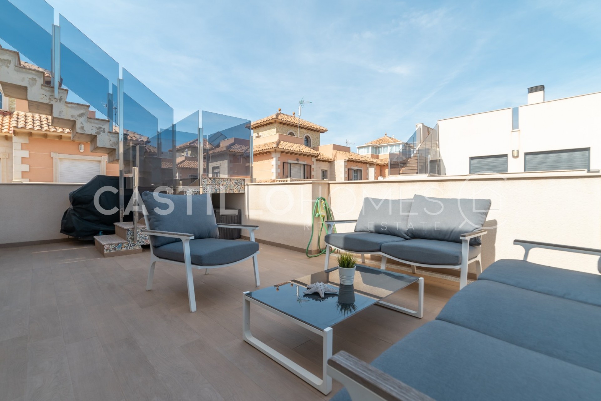 Wiederverkauf - Villa -
Torrevieja - Aguas nuevas 1