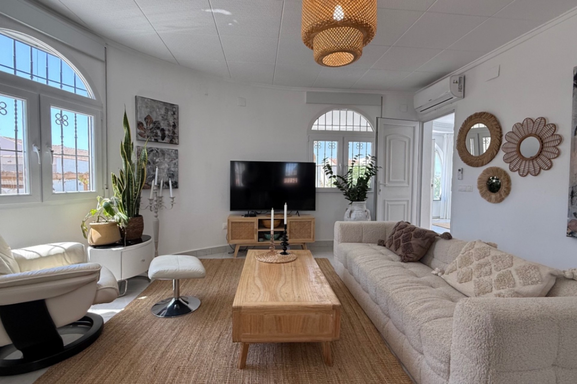 Wiederverkauf - Villa -
Torrevieja - Costa Blanca