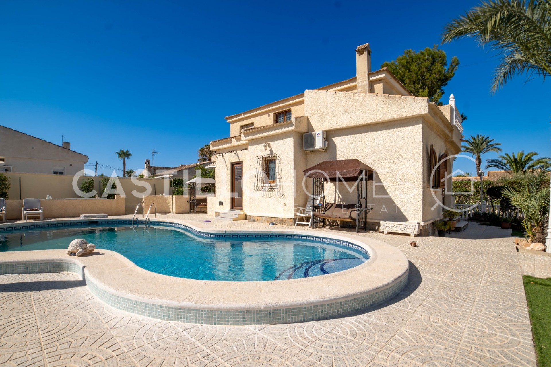 Wiederverkauf - Villa -
Torrevieja - El chaparral