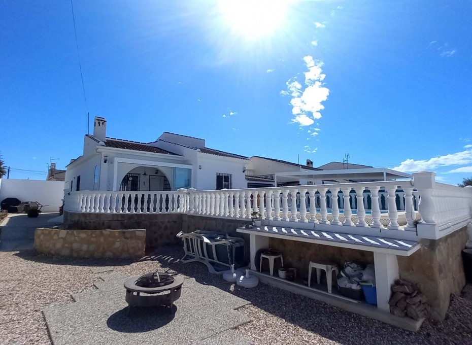 Wiederverkauf - Villa -
Torrevieja - La Siesta