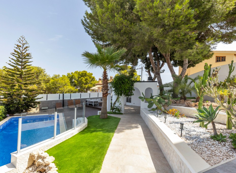 Wiederverkauf - Villa -
Torrevieja - Los Balcones