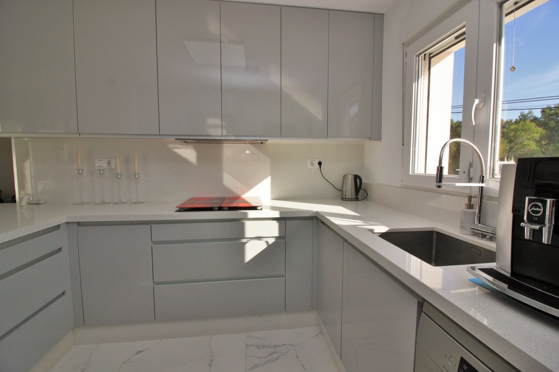 Wiederverkauf - Villa -
Villamartin