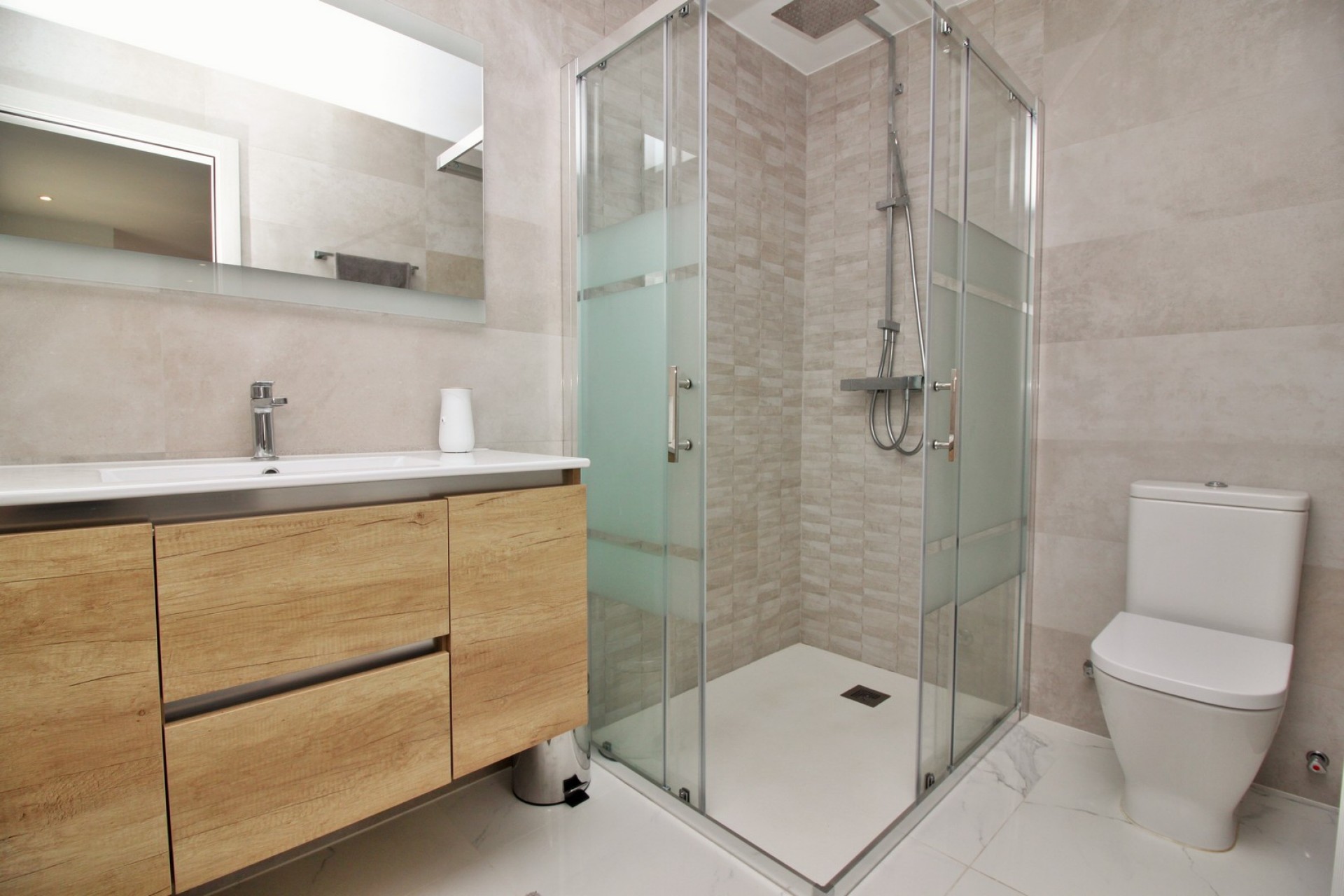 Wiederverkauf - Villa -
Villamartin