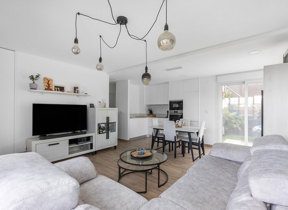 Wiederverkauf - Villa -
Vistabella Golf