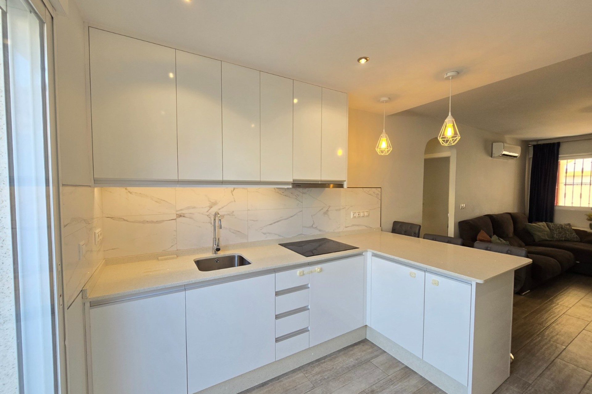 Wiederverkauf - Wohnung -
Orihuela Costa - La Zenia