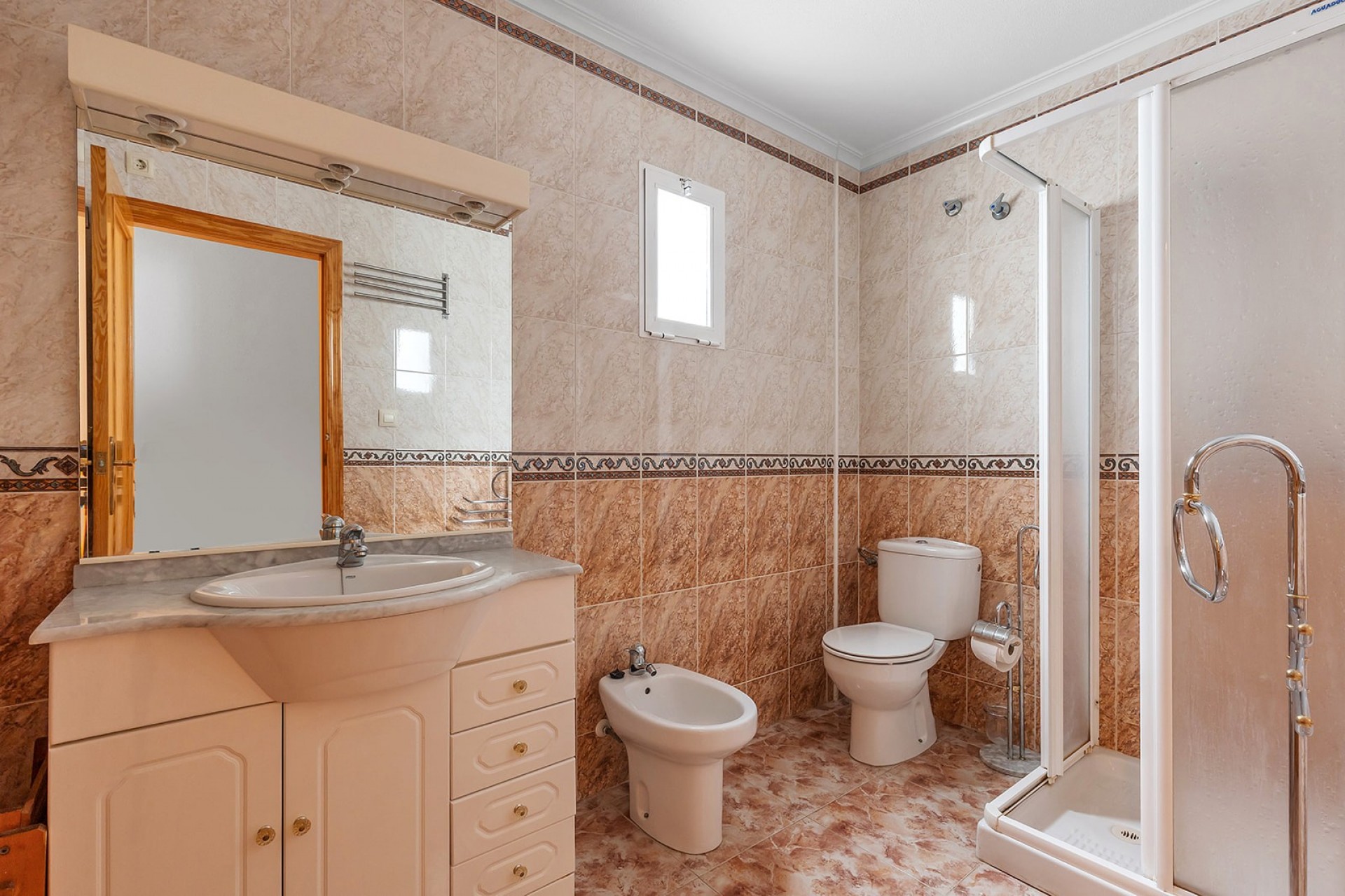 Appartement te koop in La Mata, Torrevieja